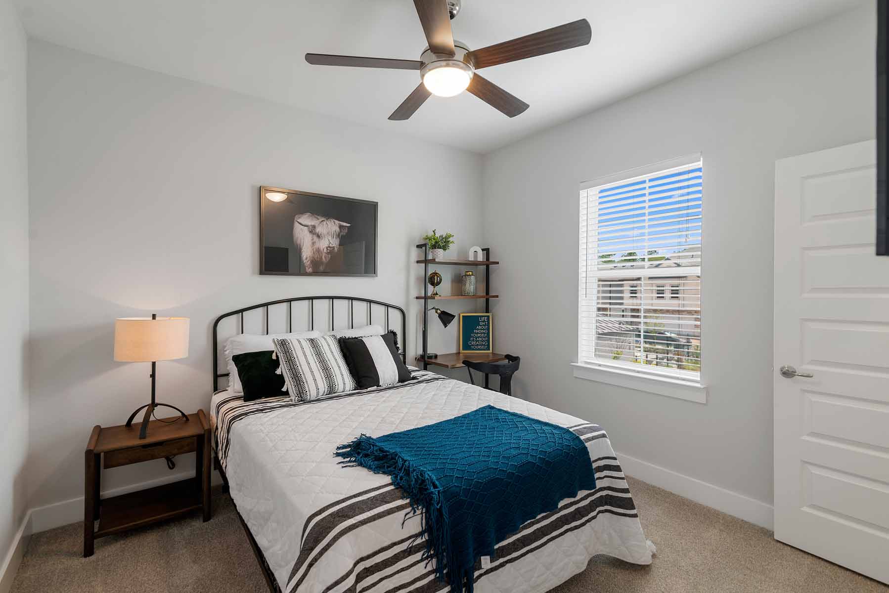 model bedroom - Villas at Birnham Woods